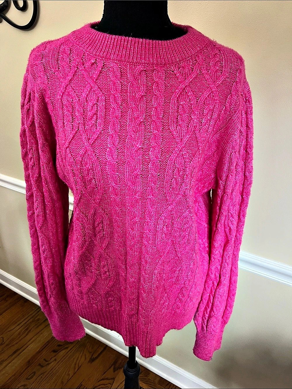 Crown & Ivy Cable Knit Sweater in Pink Like New Size Large21